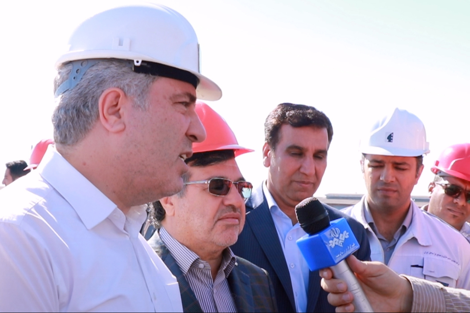 دکتر مونسان در حاشیه سفر به استان هرمزگان مطرح کرد: پیشنهاد ایجاد اولین منطقه آزاد گردشگری کشور در سواحل مکران