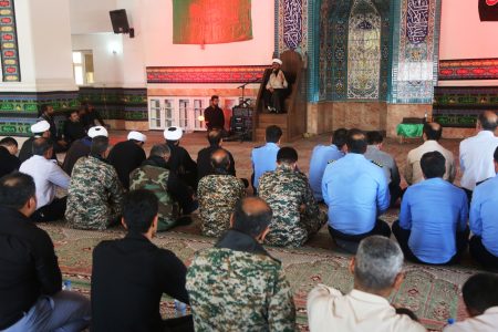امام جمعه موقت بندرعباس در اجتماع دلدادگان حسینی بندر شهید رجایی: عاشورا نماد از خودگذشتگی است/ پوشیدن لباس سیاه در عزاداری محرم اقتدا به امام حسین (ع) است