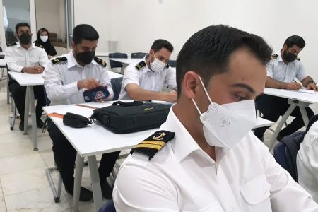پذیرش ۶۰ دانش‌آموز در هنرستان تخصصی بنادر و دریانوردی هرمزگان/ بیش از یک‌هزار دانش‌آموز در ۱۲ مدرسه وابسته به این اداره‌کل مشغول به تحصیل هستند