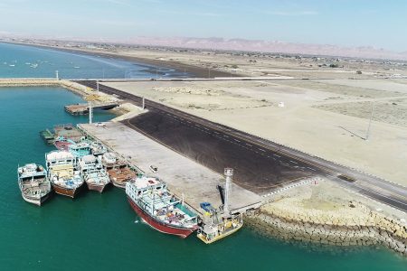 راه‌اندازی بندر سیریک اقدامی ارزشمند در توسعه اقتصادی دریامحور است