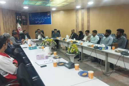 نشست هم اندیشی چهارمین جشنواره تئاتر خیابانی کانون های فرهنگی هنری مساجد درمیناب