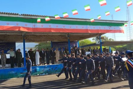 بیعت تاریخی نیروی هوایی ارتش با امام راحل، هیمنه پوشالی رژیم پهلوی را در هم شکست