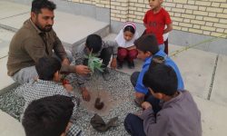 درخت کاری دردبستان روستای لاوردین ازتوابع شهرستان بستک