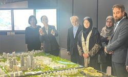 بازدید معاون رییس جمهور از نمایشگاه موزه توسعه پایدار شهری شانگهای