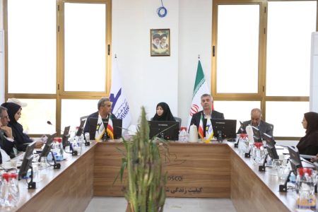 مشکلات ارزی و تأمین مالی تکمیل تصفیه‌خانه بندرعباس را پیگیری می‌کنم