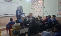 خبر برگزاری کلاس آموزشی برای دانش آموزان و محیط یاران جزیره هرمز